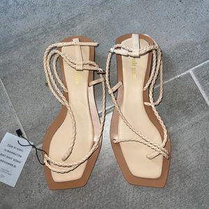 Cult Gaia Juno Sandal 38 1/2. Brand New